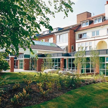 Regency Park Hotel, Health Club & Spa Тэтчем Экстерьер фото