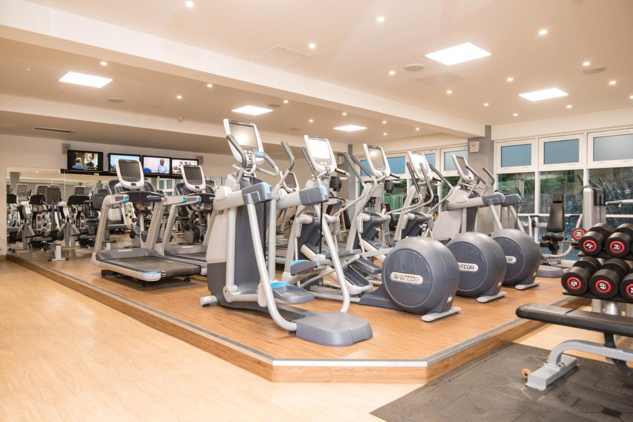 Regency Park Hotel, Health Club & Spa Тэтчем Экстерьер фото